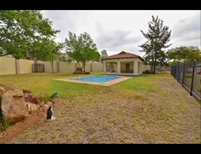 2 BEDROOM APARTMENT FOR SALE IN MOREHILL